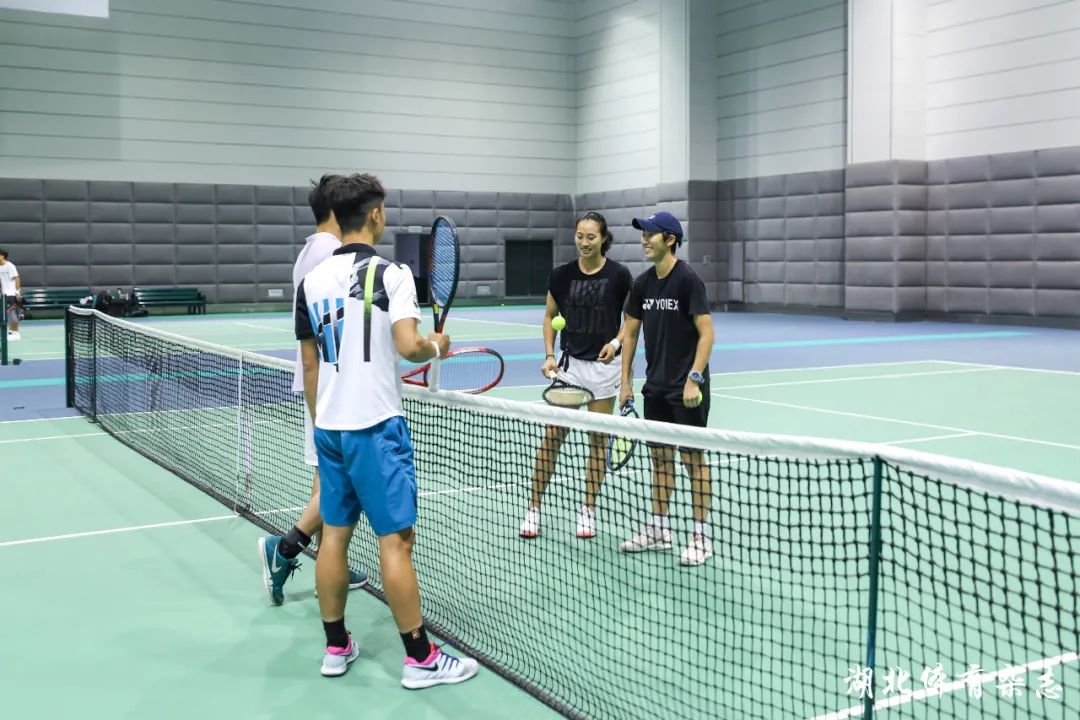 俱乐部间的 俱乐部间的